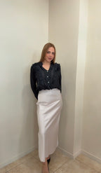 Falda midi satinada