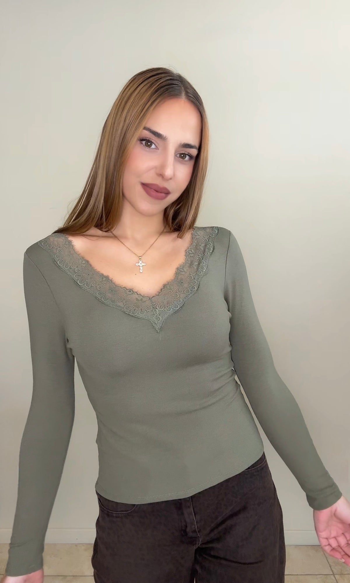 Top cuello encaje