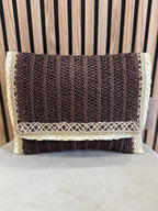 Cartera rafia marrón