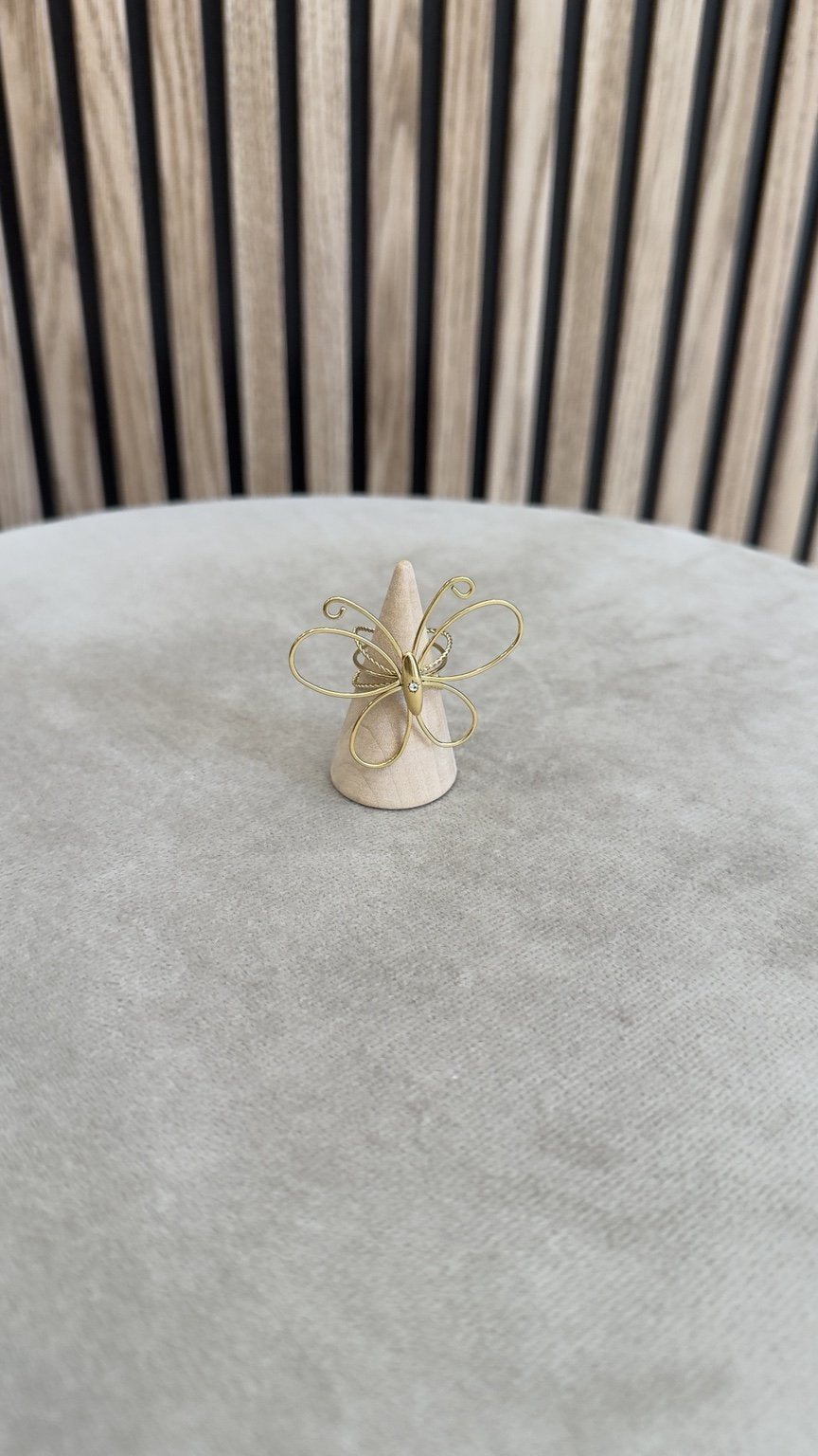 Anillo mariposa