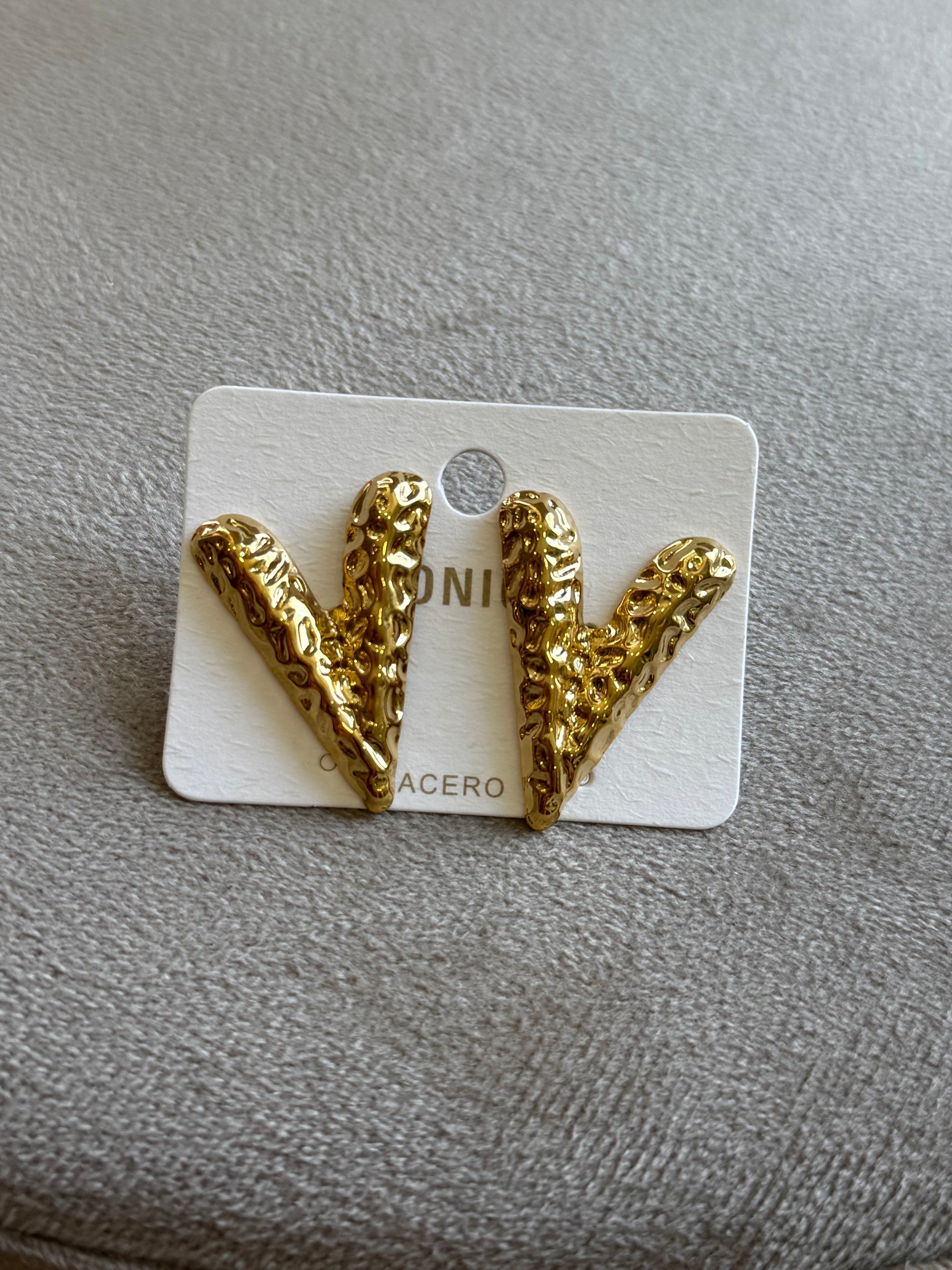 Pendientes cora