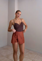 Falda oriental