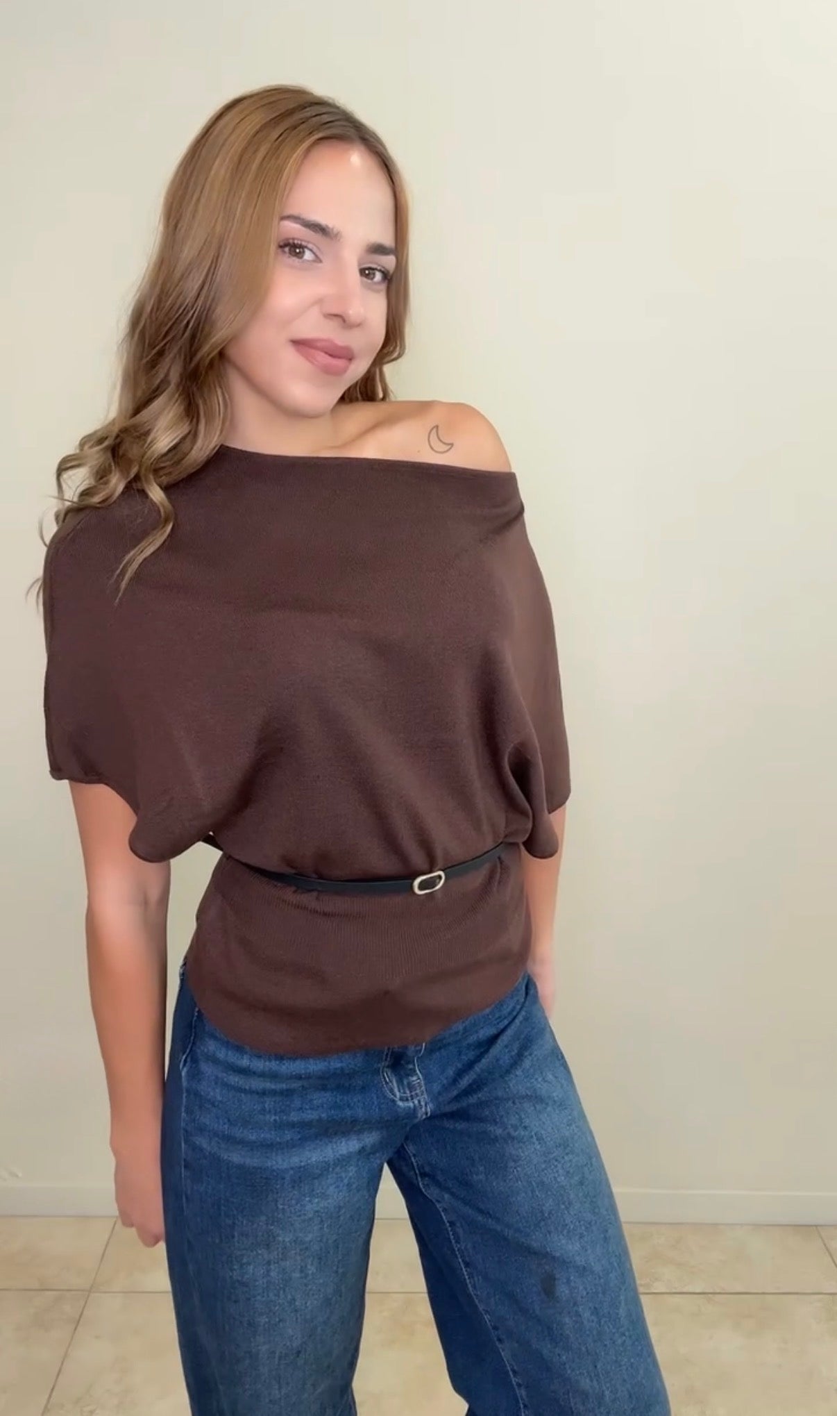 Camiseta Zara cinturón