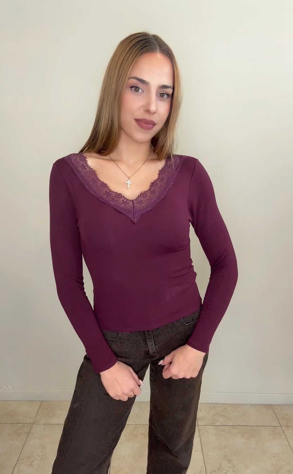 Top cuello encaje
