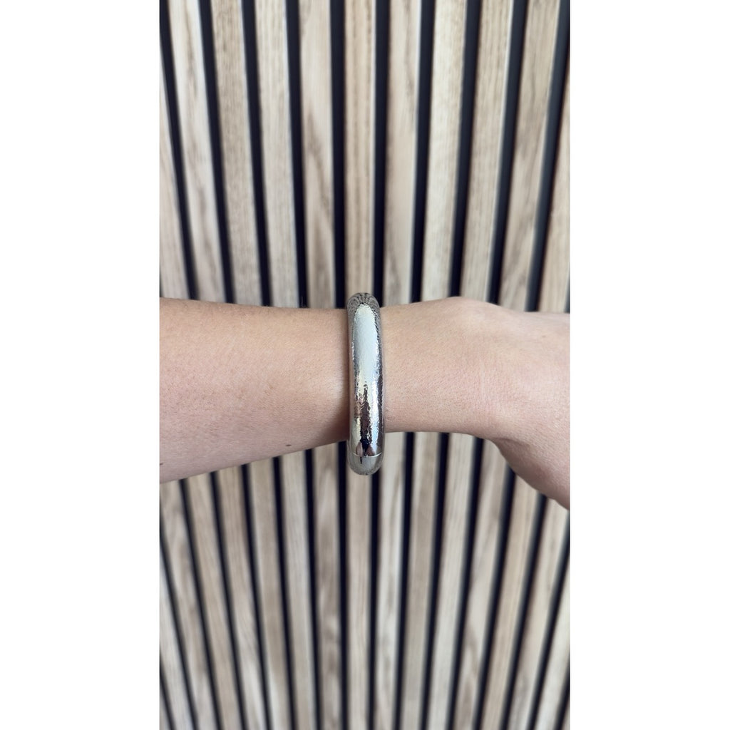 Brazalete plateado