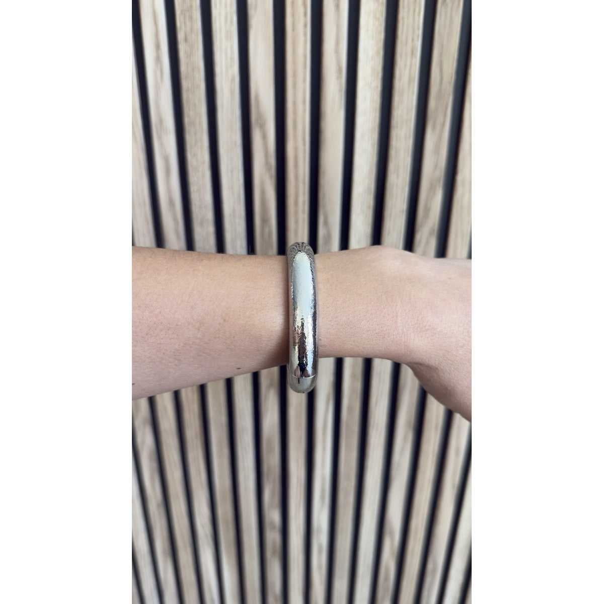 Brazalete plateado