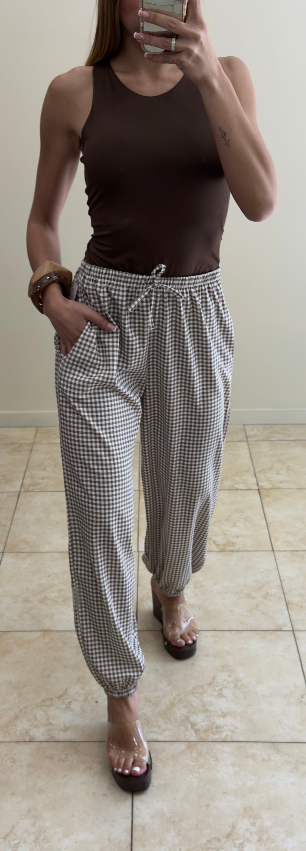 Pantalón Vichy marrón