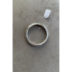 Brazalete plateado étnico
