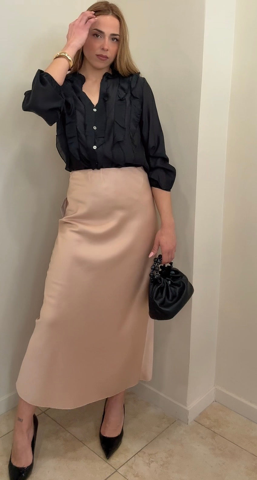 Falda midi satinada