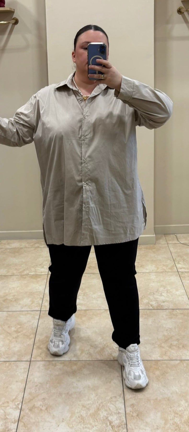 Camisa básica beige