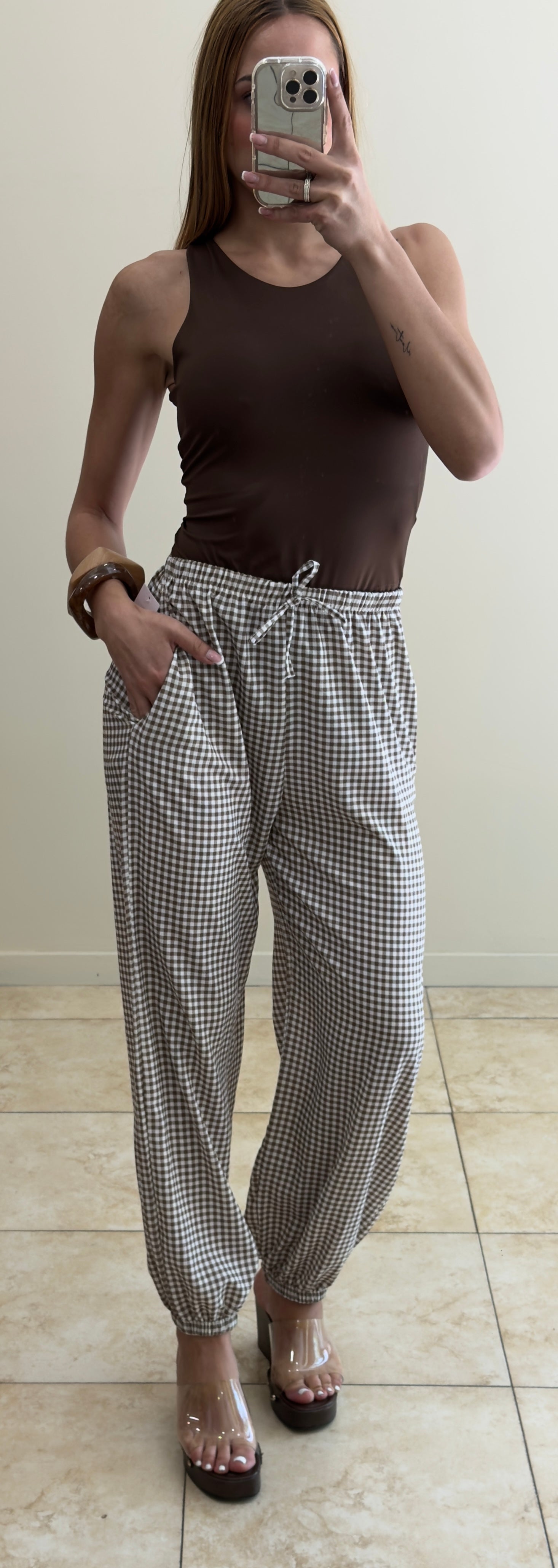Pantalón Vichy marrón