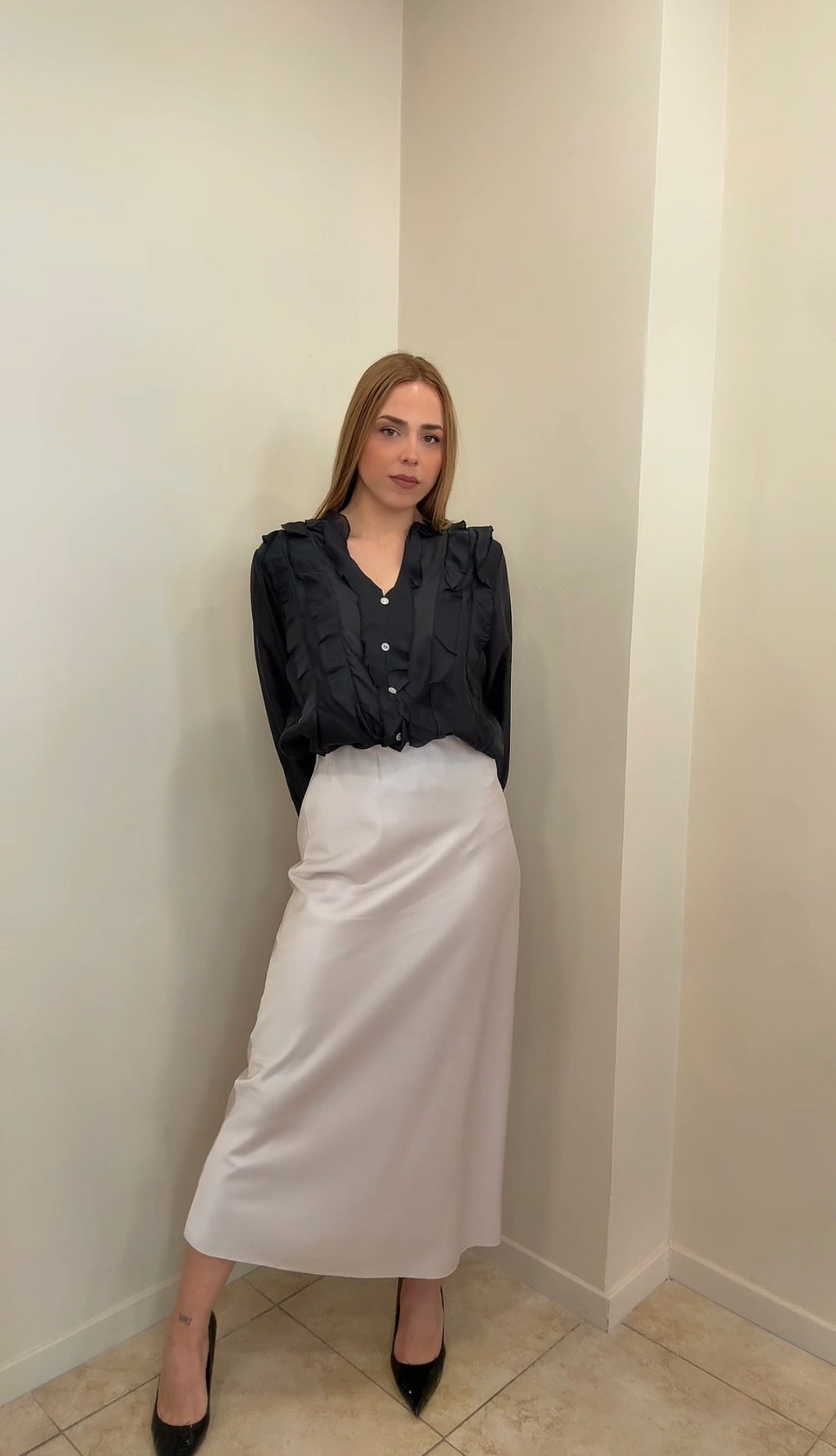 Falda midi satinada