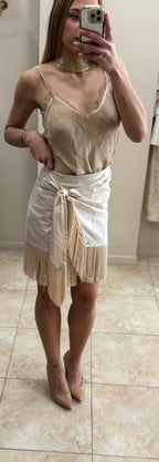 Mini falda flecos beige