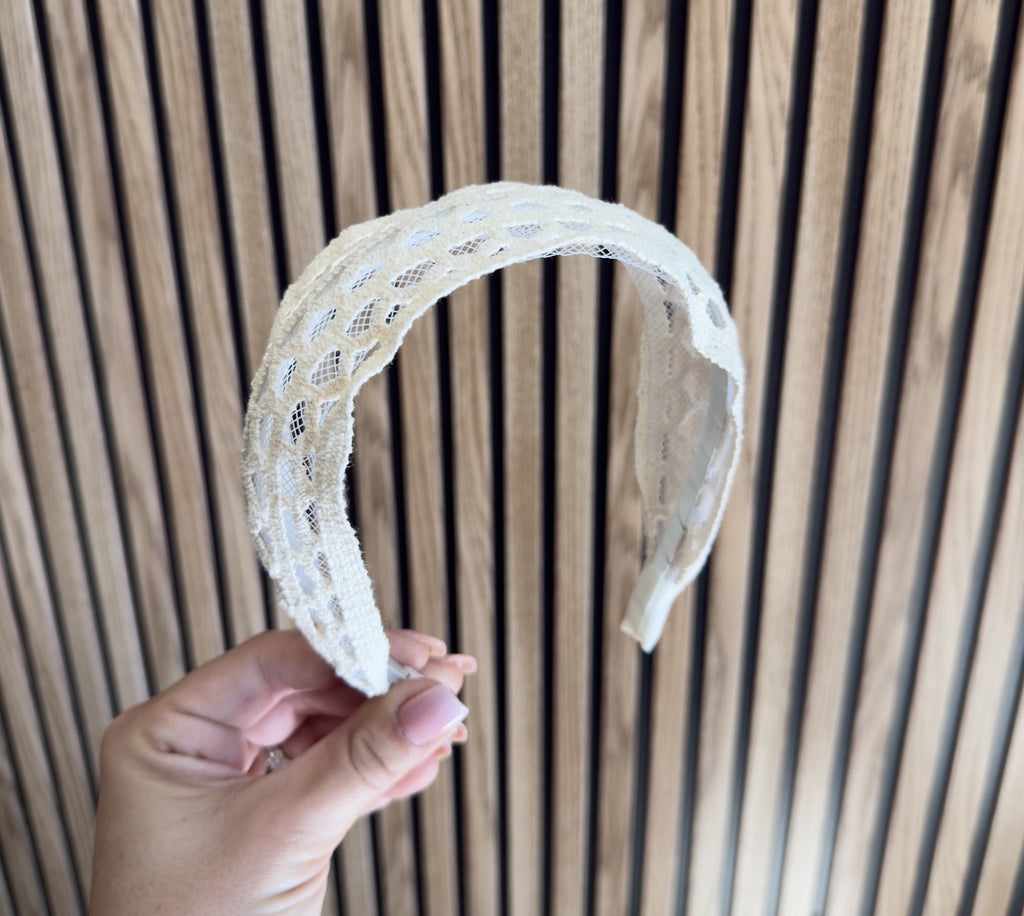 Diadema crochet calada