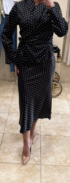 Falda midi lunares