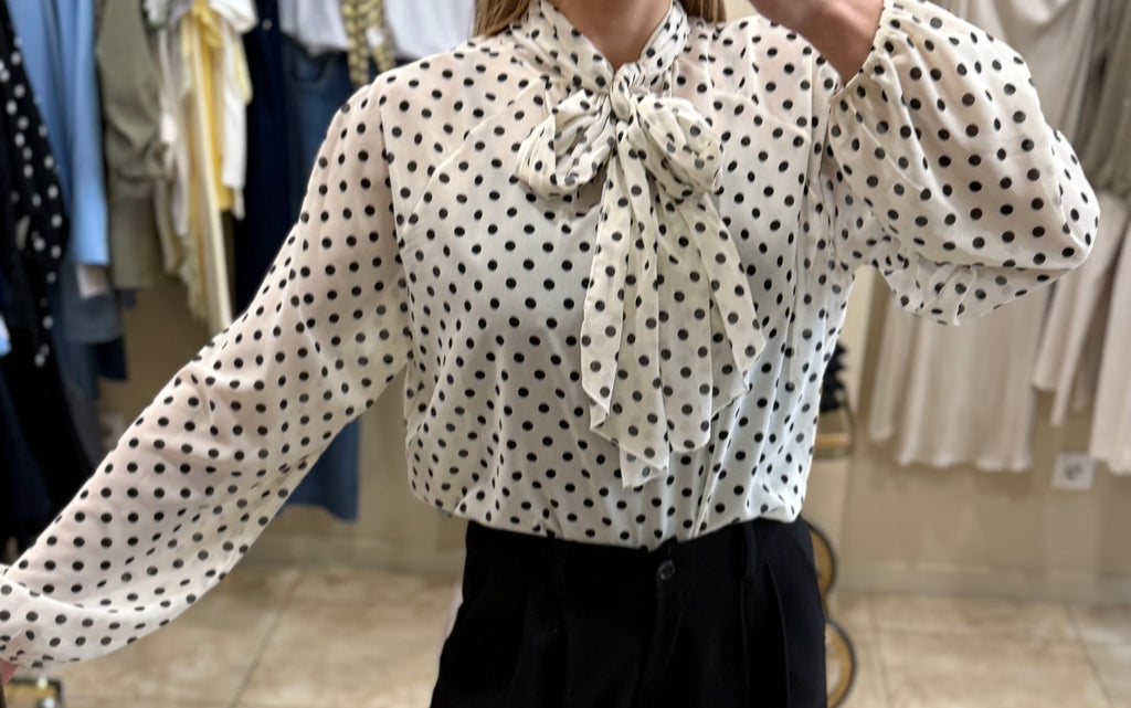 Blusa lunares