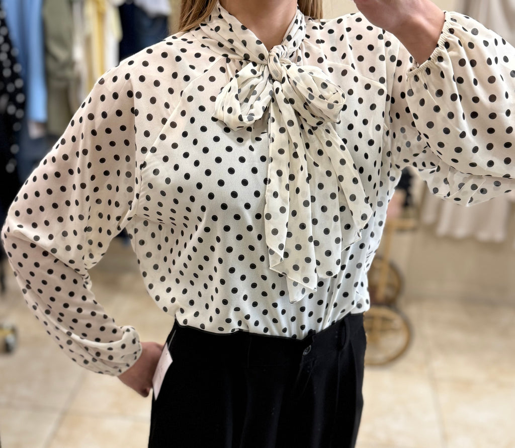 Blusa lunares