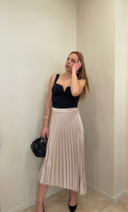 Falda midi plisada