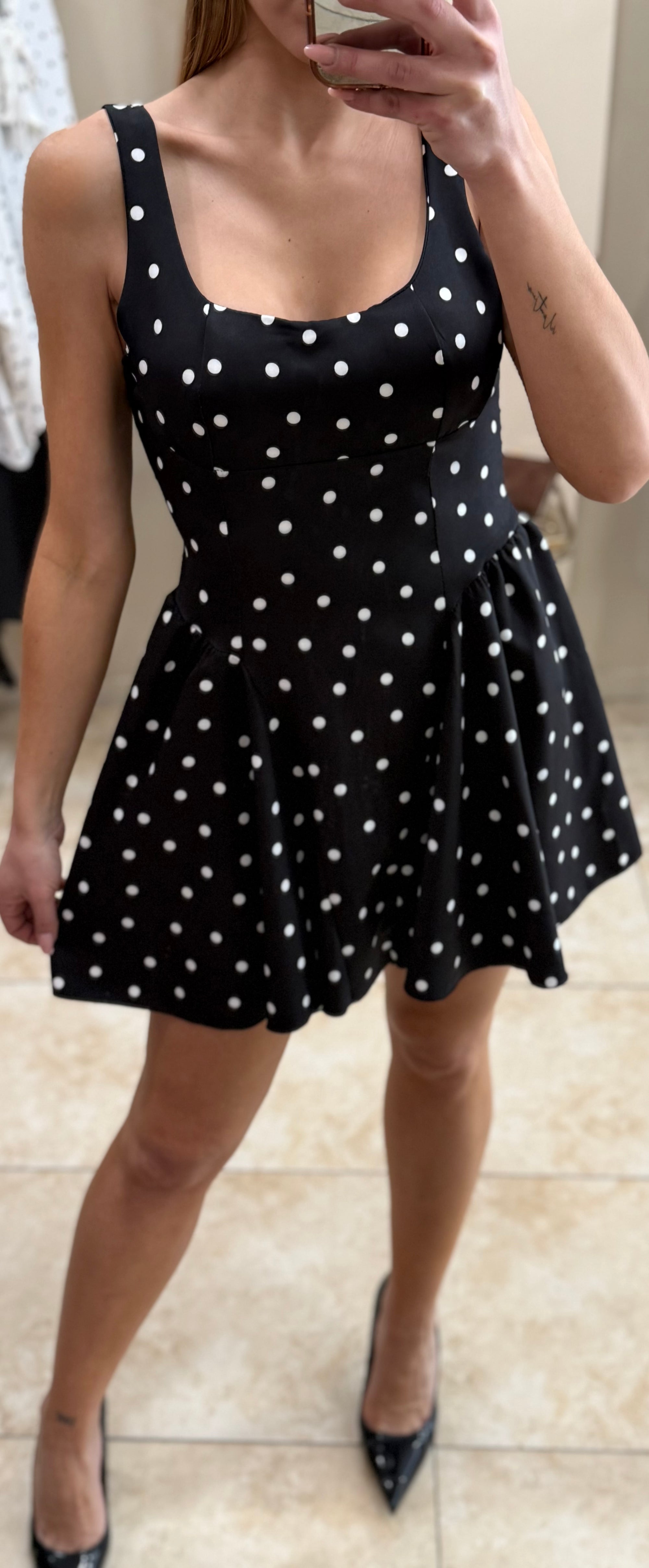 Vestido mini lunares