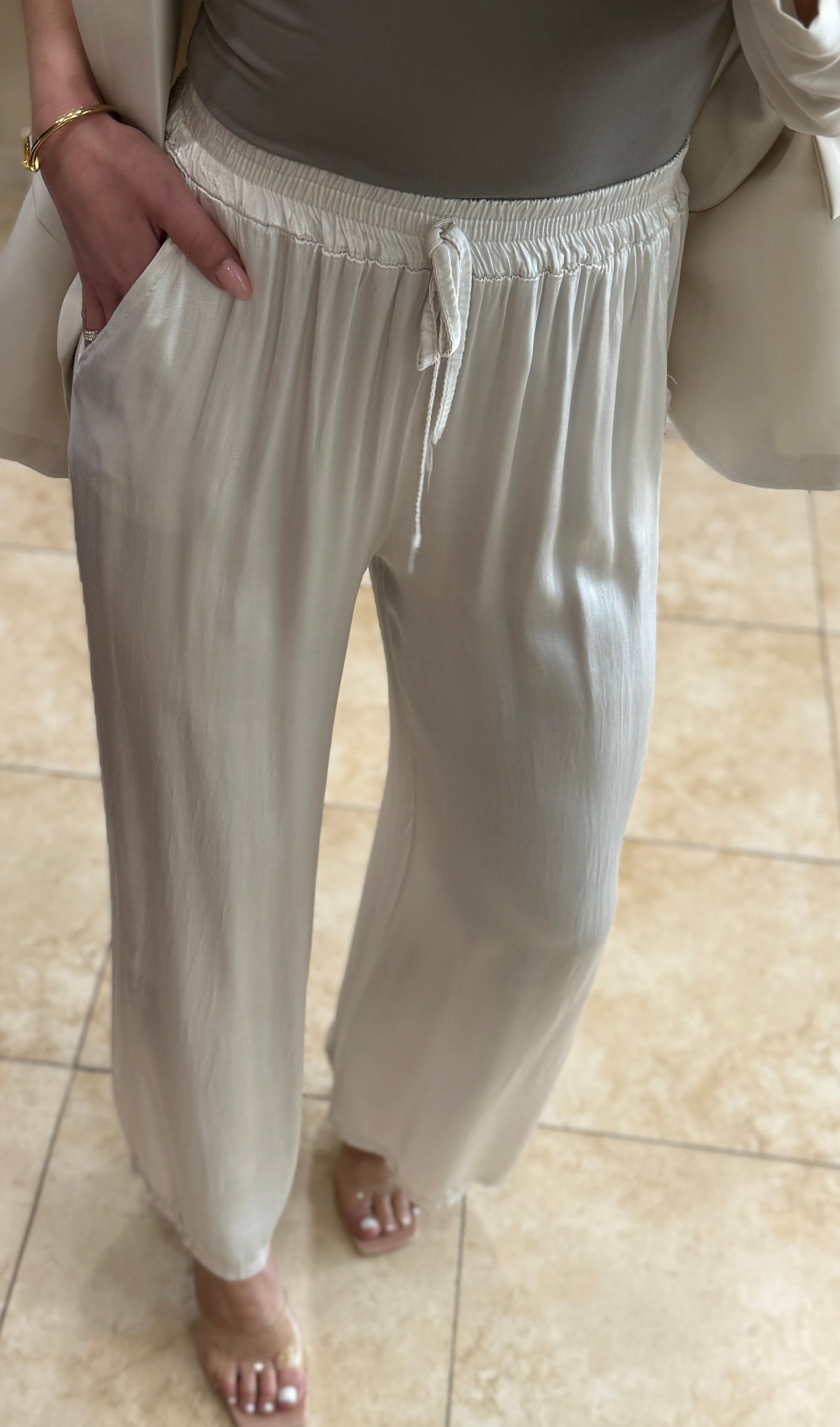 Pantalón satinado