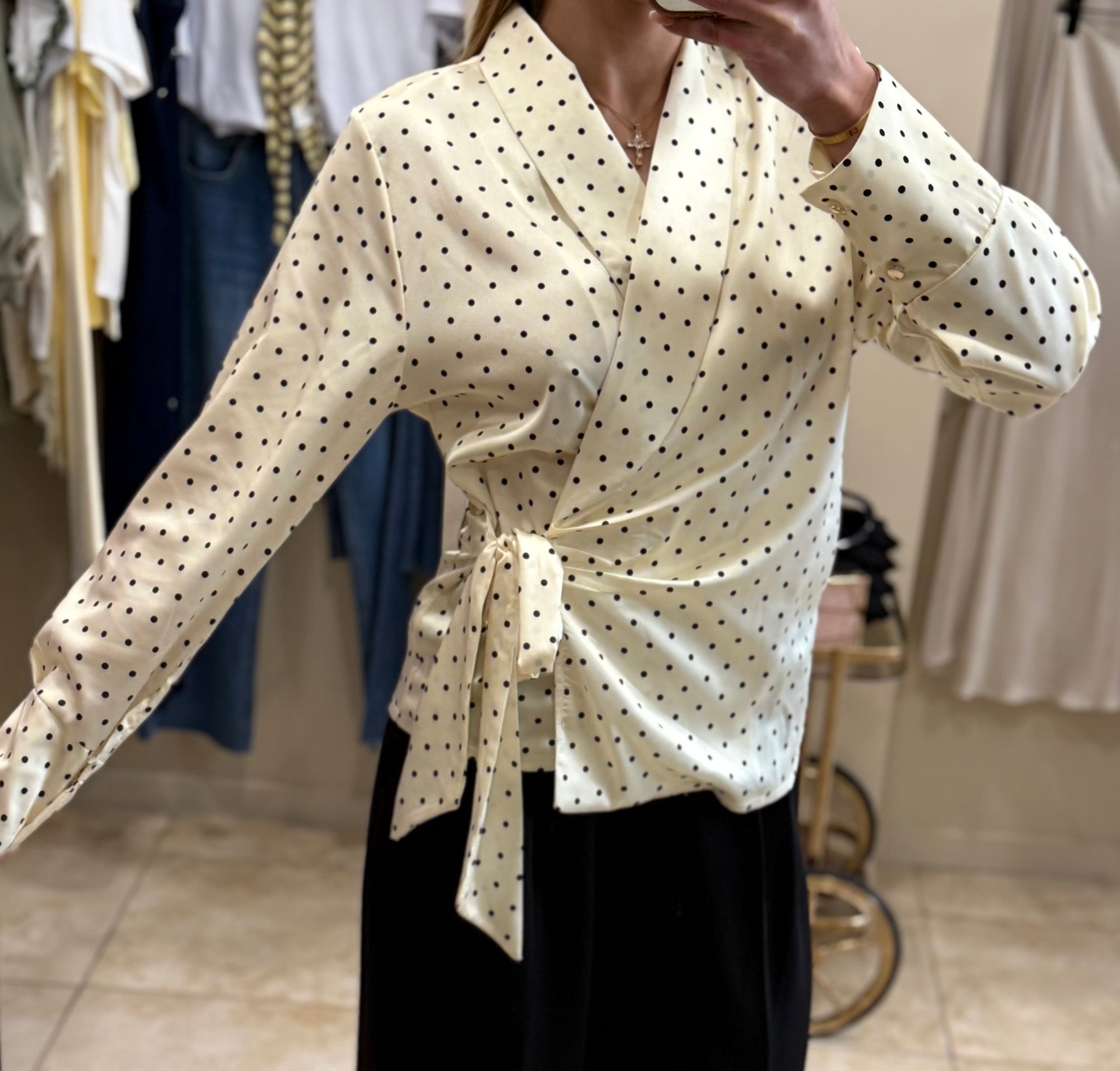 Blusa lunares lazada