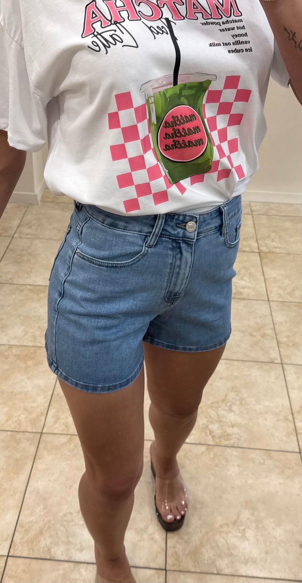 Short Levis