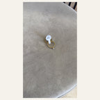 Anillo dorado con detalle