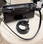 Bolso rígido negro