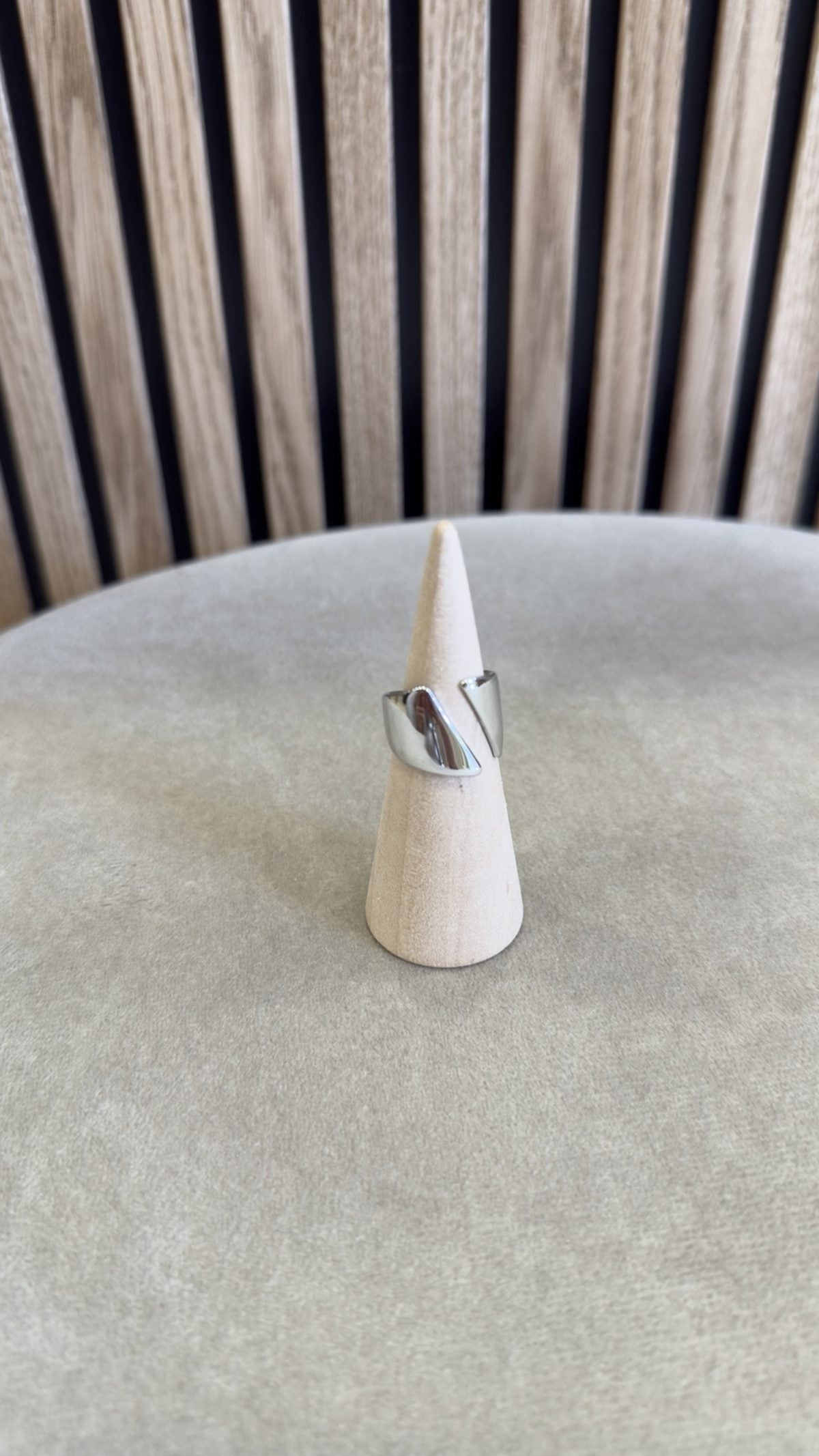 Anillo asimétrico plata