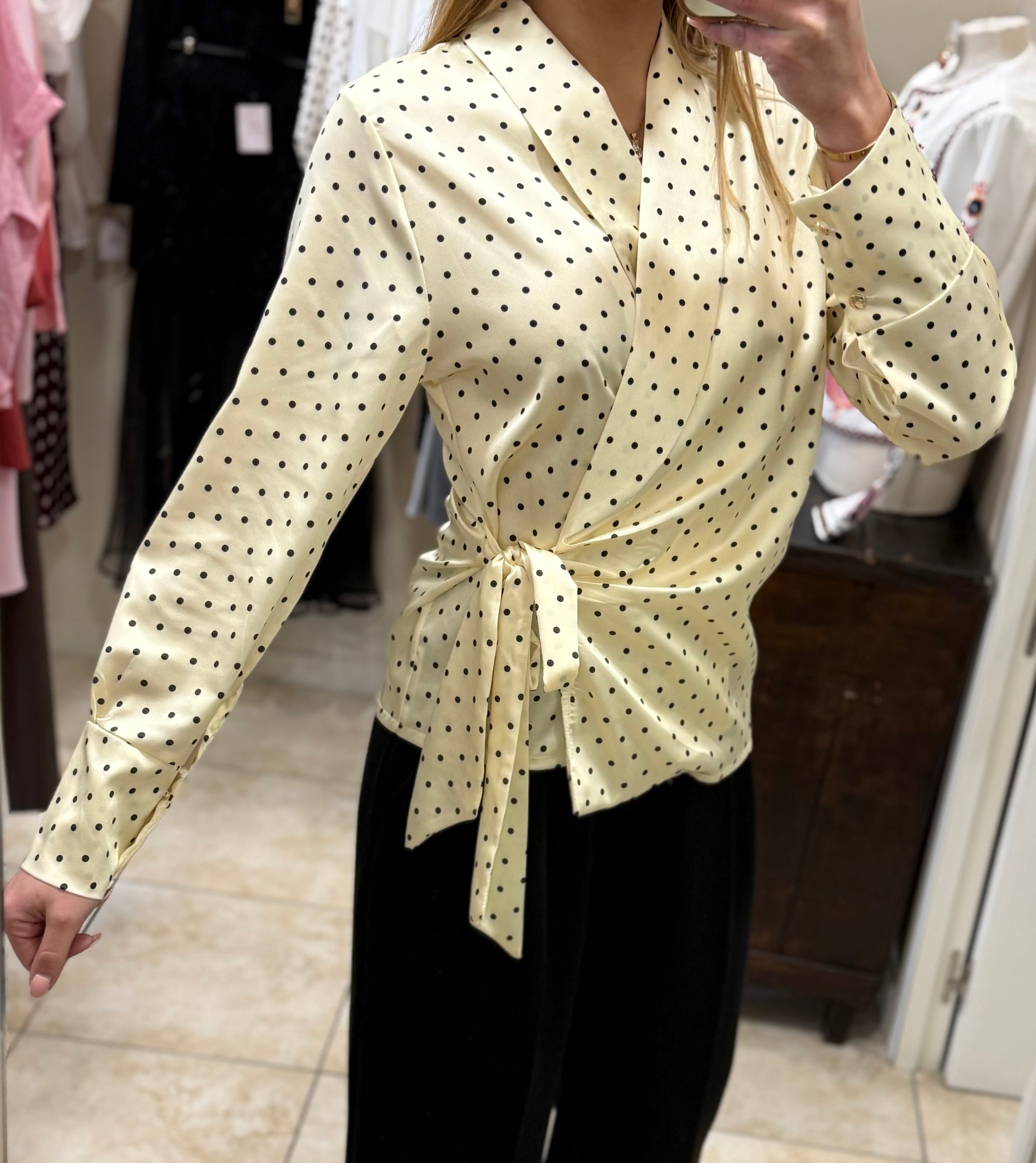 Blusa lunares lazada