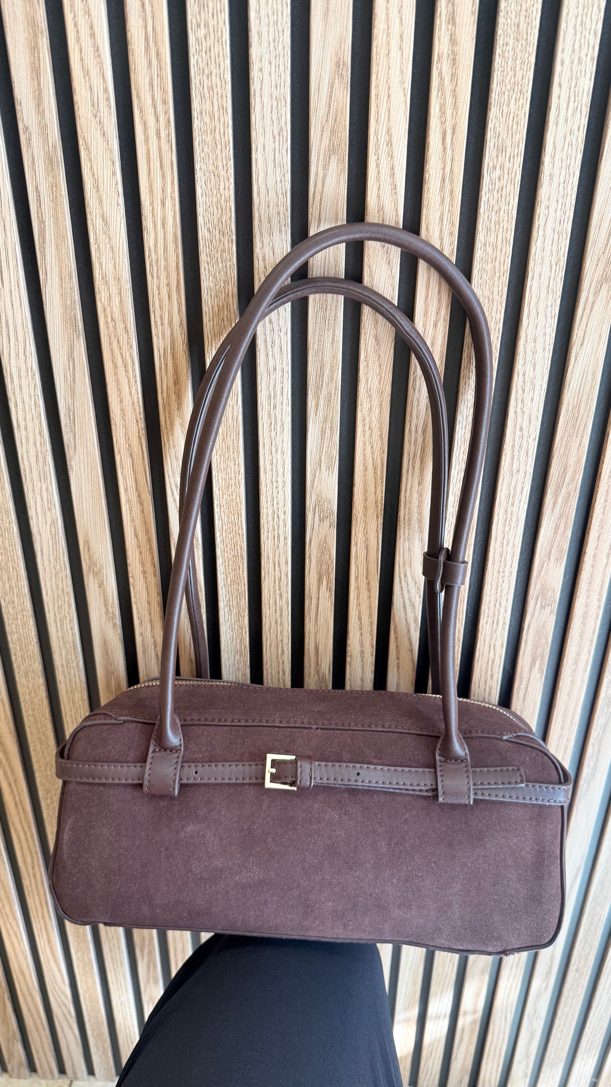Bolso marrón chocolate ante