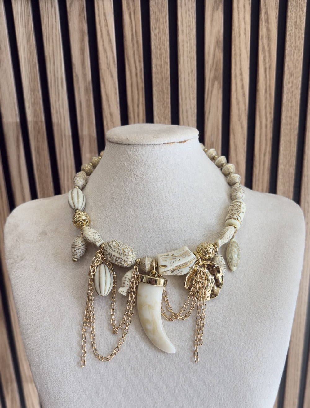 Collar MARFIL