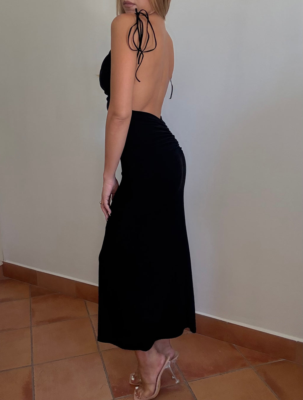 Vestido negro brillo