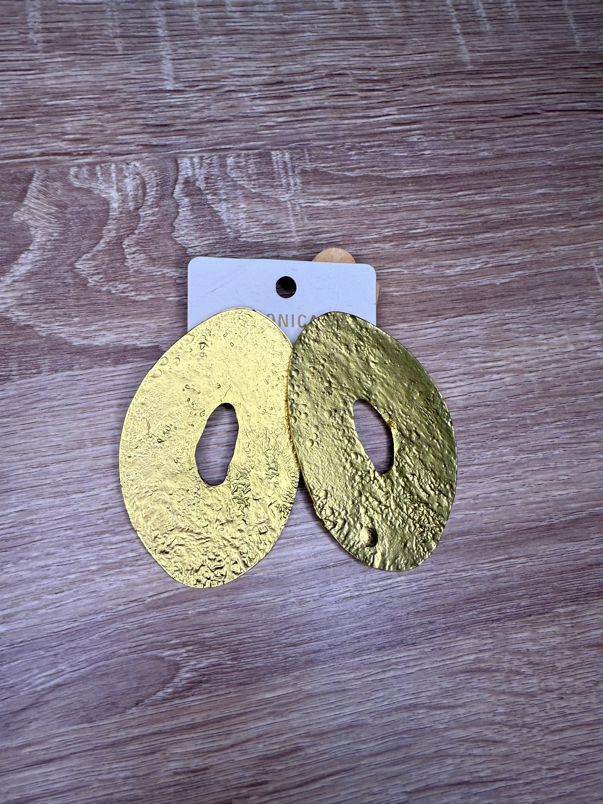 Pendientes AURA
